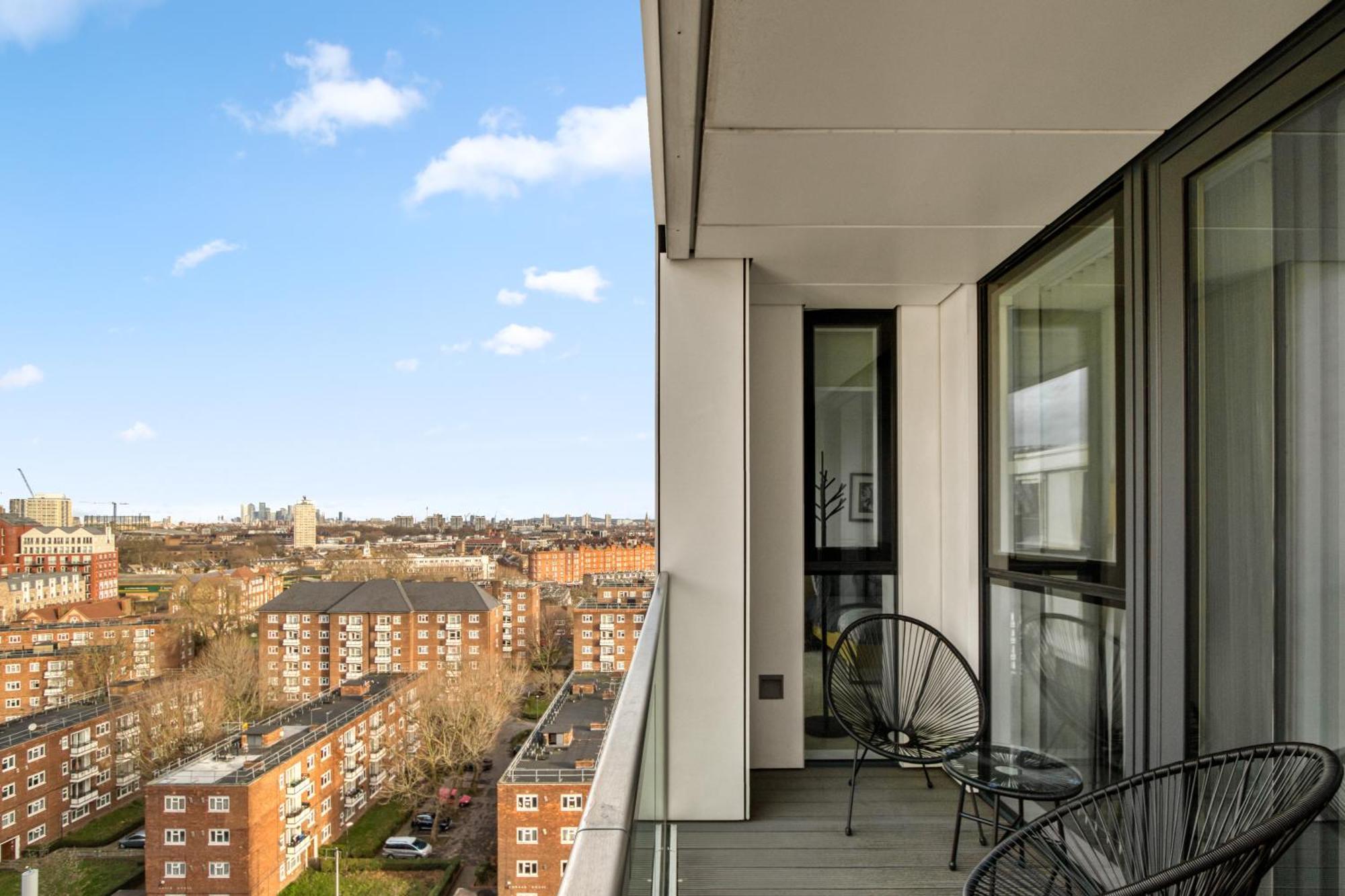 Stylish And Spacious- One Bed In Nine Elms London Exterior photo